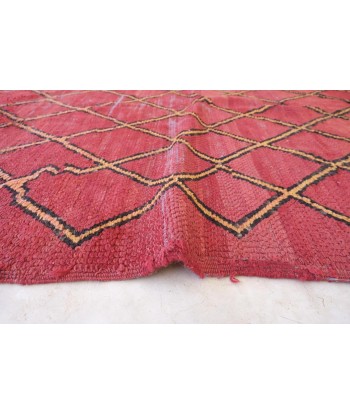 Tapis Berbere marocain en laine vintage 133 x 198 cm brillant des détails fins