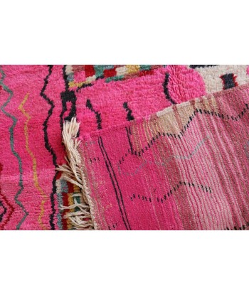 Tapis Berbere marocain en laine 171 x 261 cm est présent 