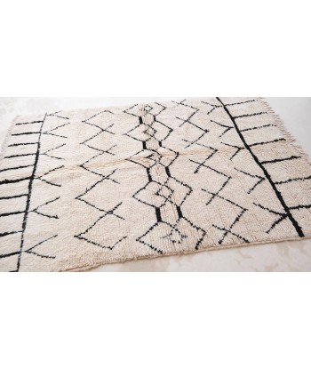 Tapis Berbere marocain pure laine 152 x 245 cm VENDU basket pas cher